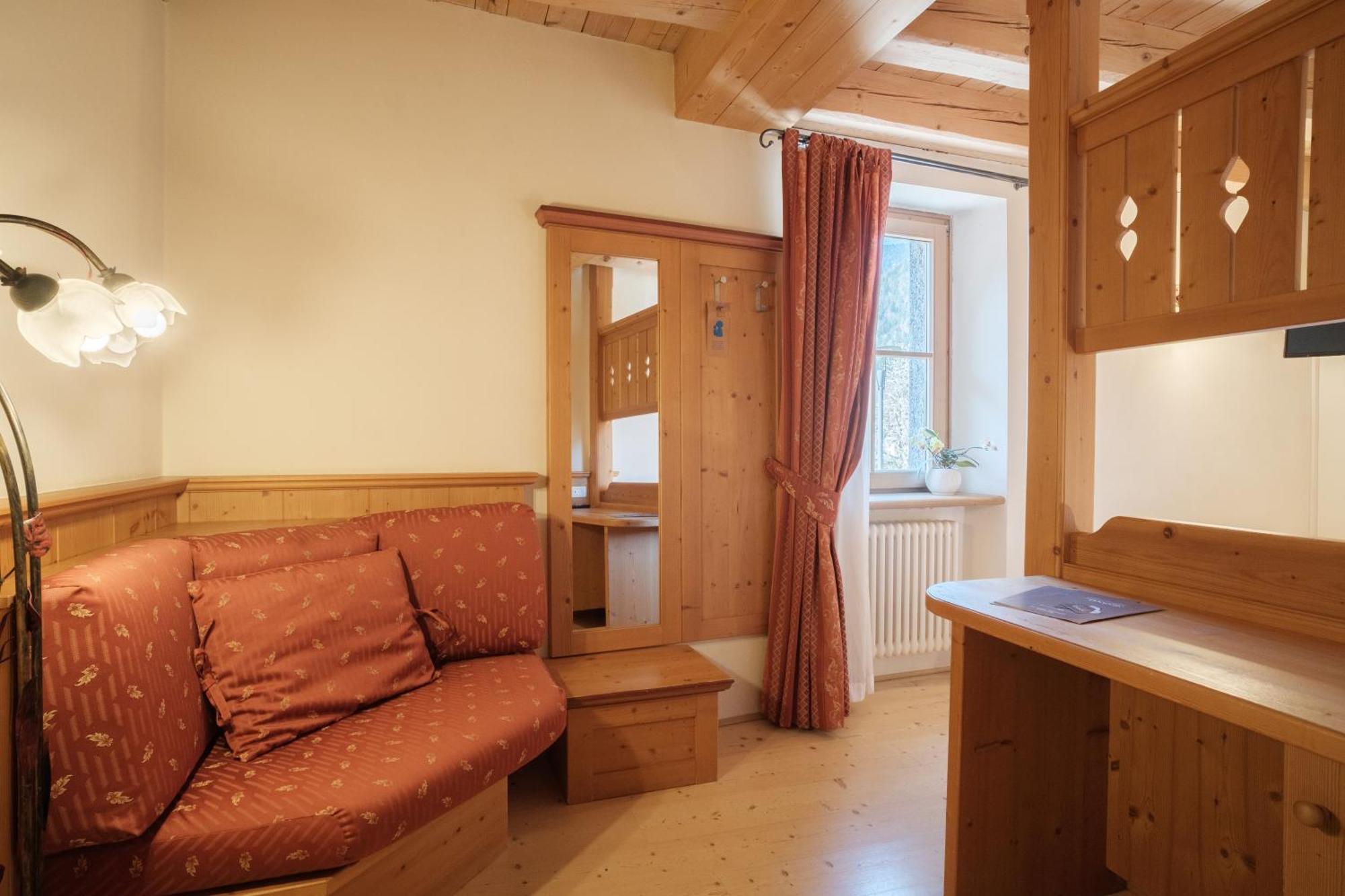 Casa Moresc Spiazzo  Ngoại thất bức ảnh