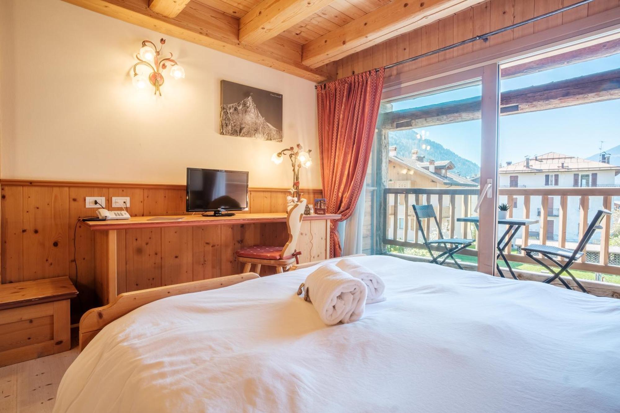 Casa Moresc Spiazzo  Ngoại thất bức ảnh